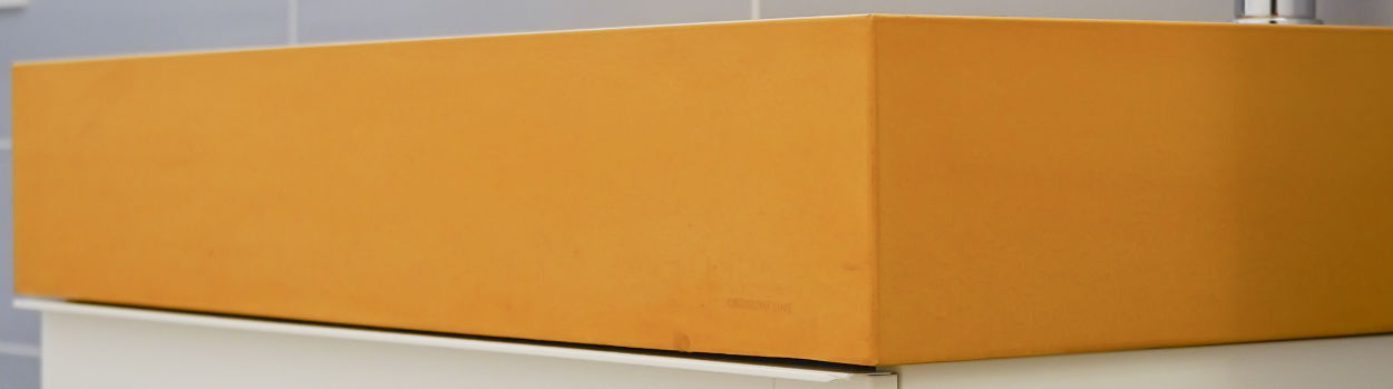 Plans de toilette avec baignoire intégrée